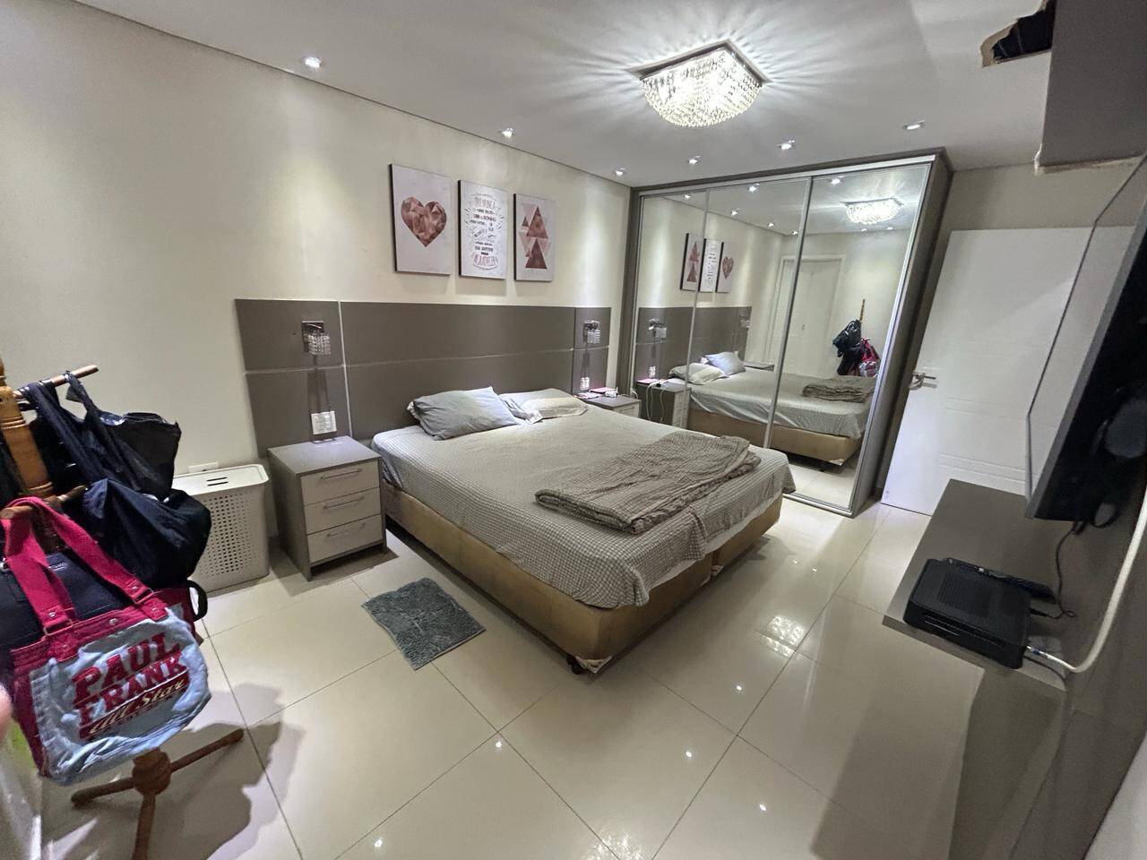 Casa, 6 quartos, 200 m² - Foto 25